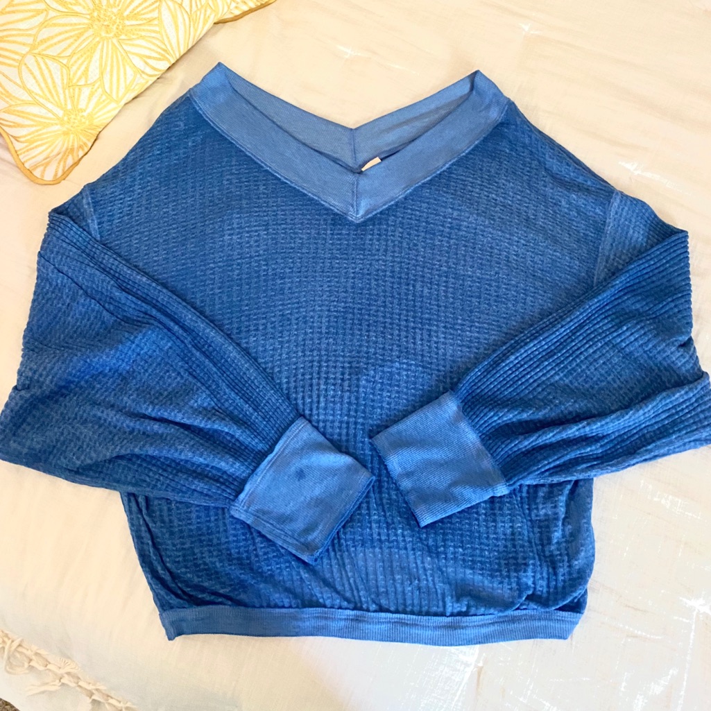 | Ocean Blue Pullover
